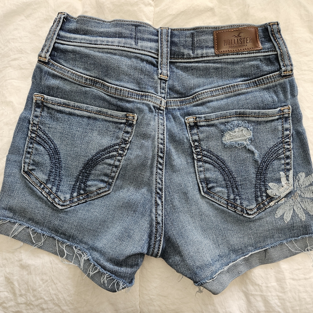 Hollister High Rise Soft Stretch Blue Jean Shorts with Flower Print
